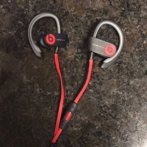 Powerbeats Wireless